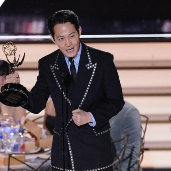 Hwang Dong-hyuk направи емоционално изявление след честта на Squid Game на Emmys 2022